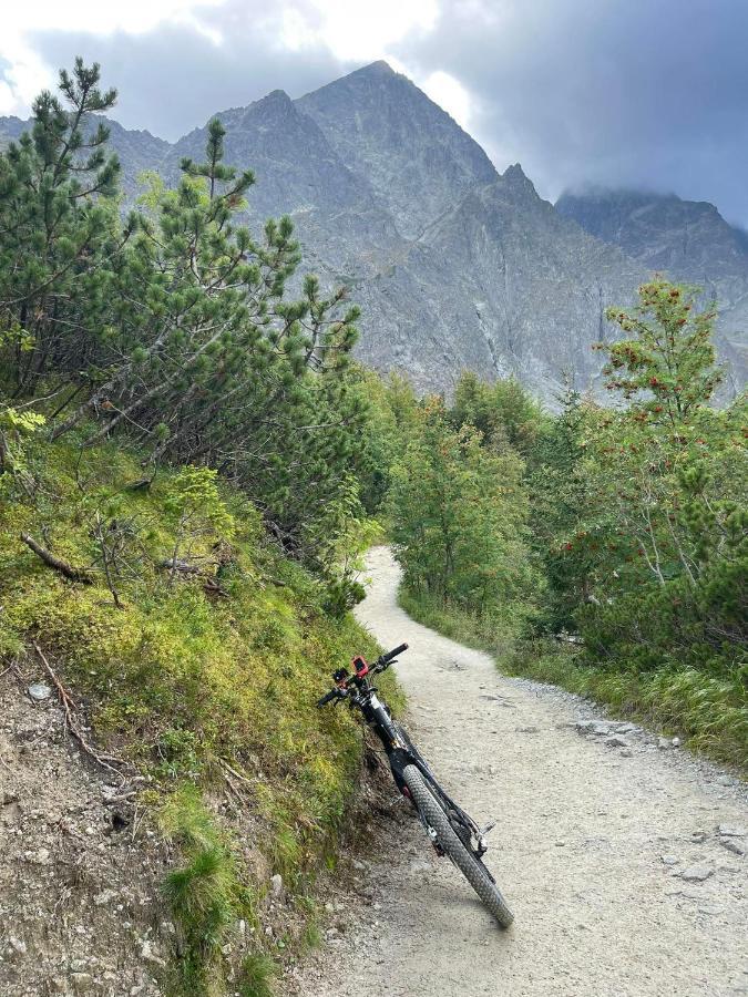 Liliowe Turnie, Zakopane Centrum, Garaz Podziemny Buitenkant foto